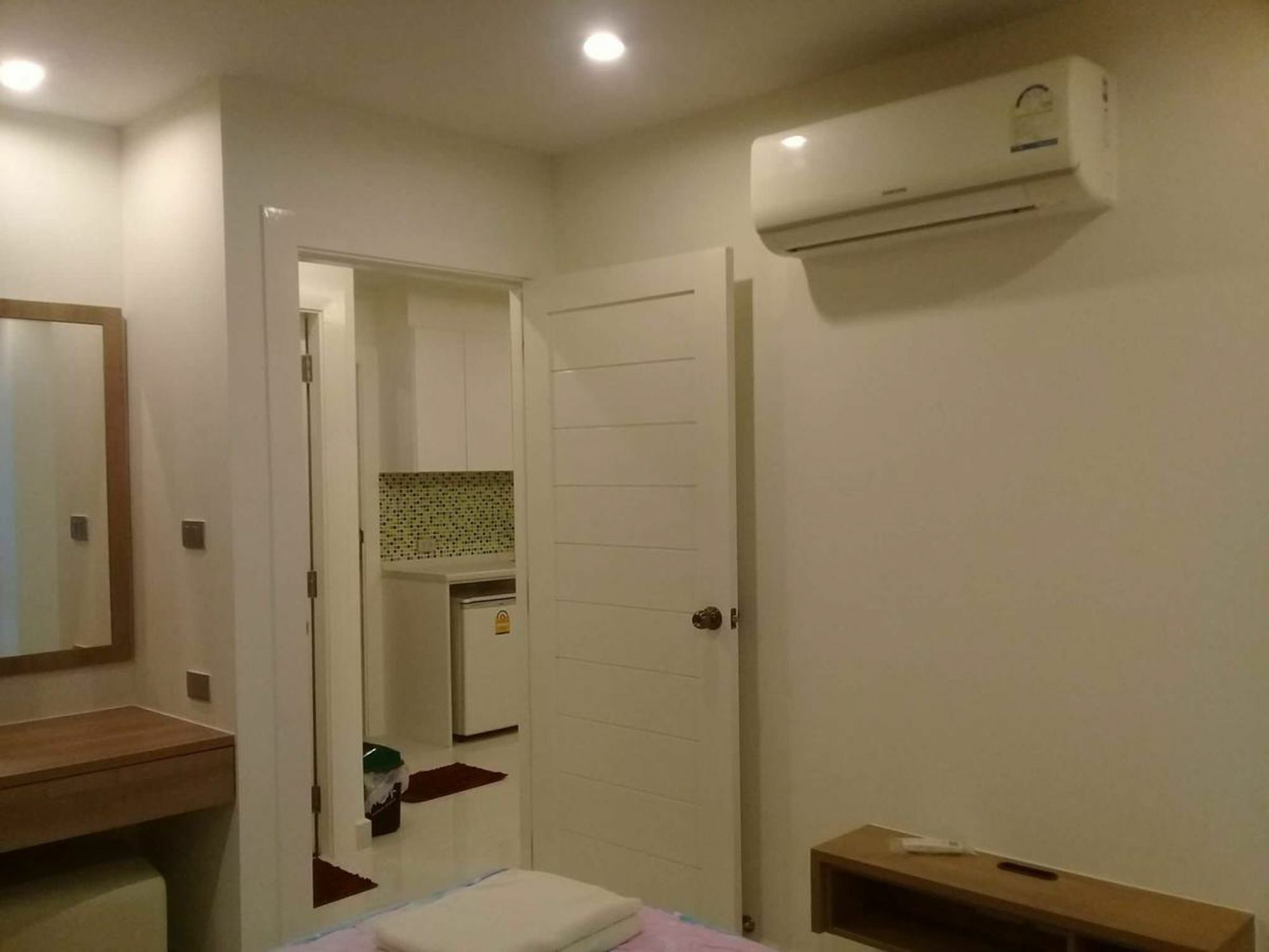 Amazon Residence Condo By Wannapa Ban Nong Tabaek ภายนอก รูปภาพ