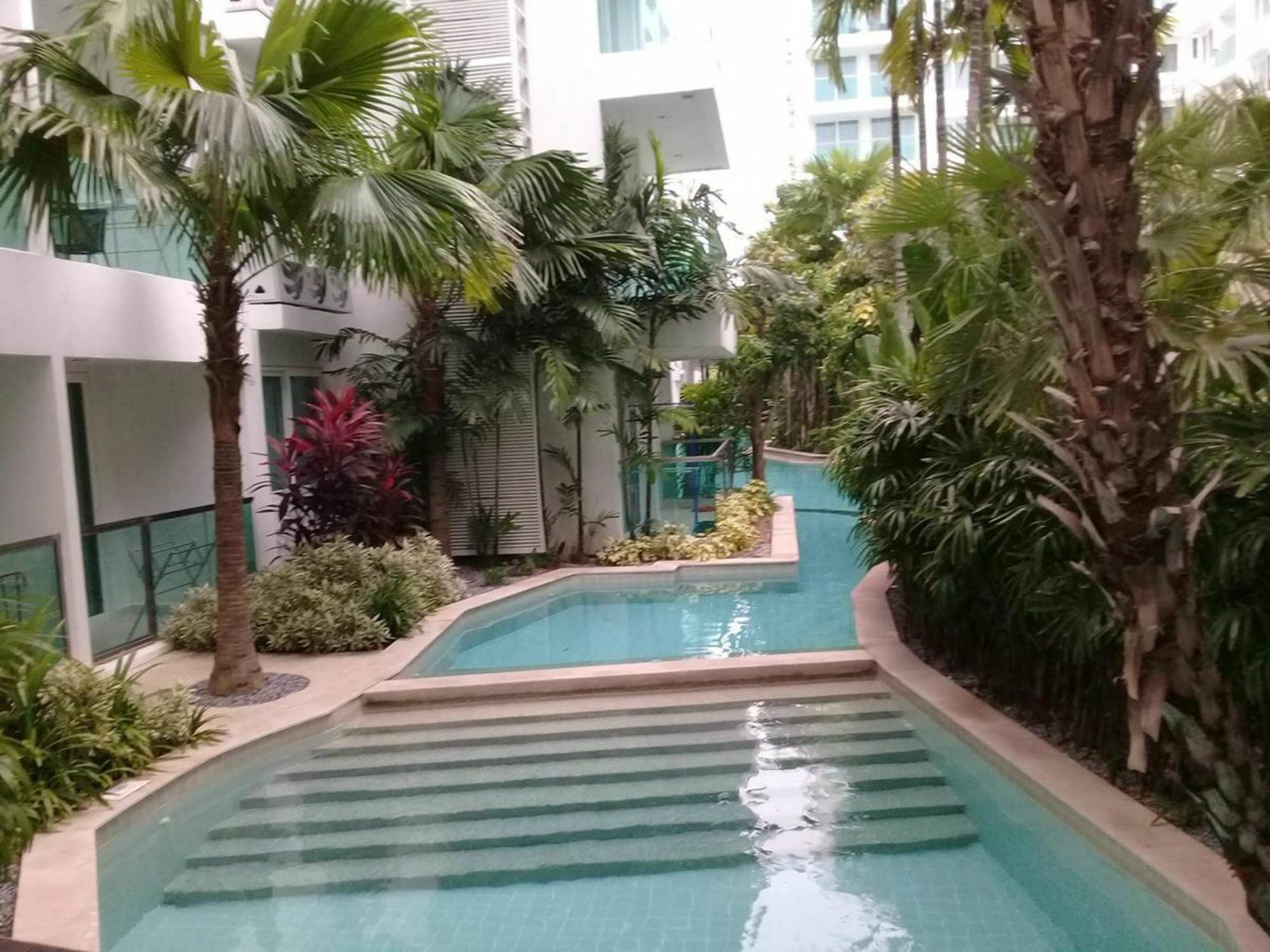 Amazon Residence Condo By Wannapa Ban Nong Tabaek ภายนอก รูปภาพ